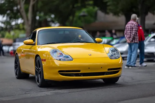 2001 Porsche 911 Carrera 2 Coupe