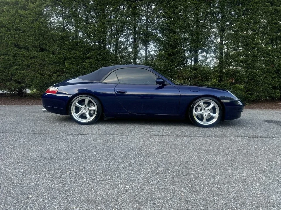 2001 Porsche 996 Carrera - Image 11 of 21