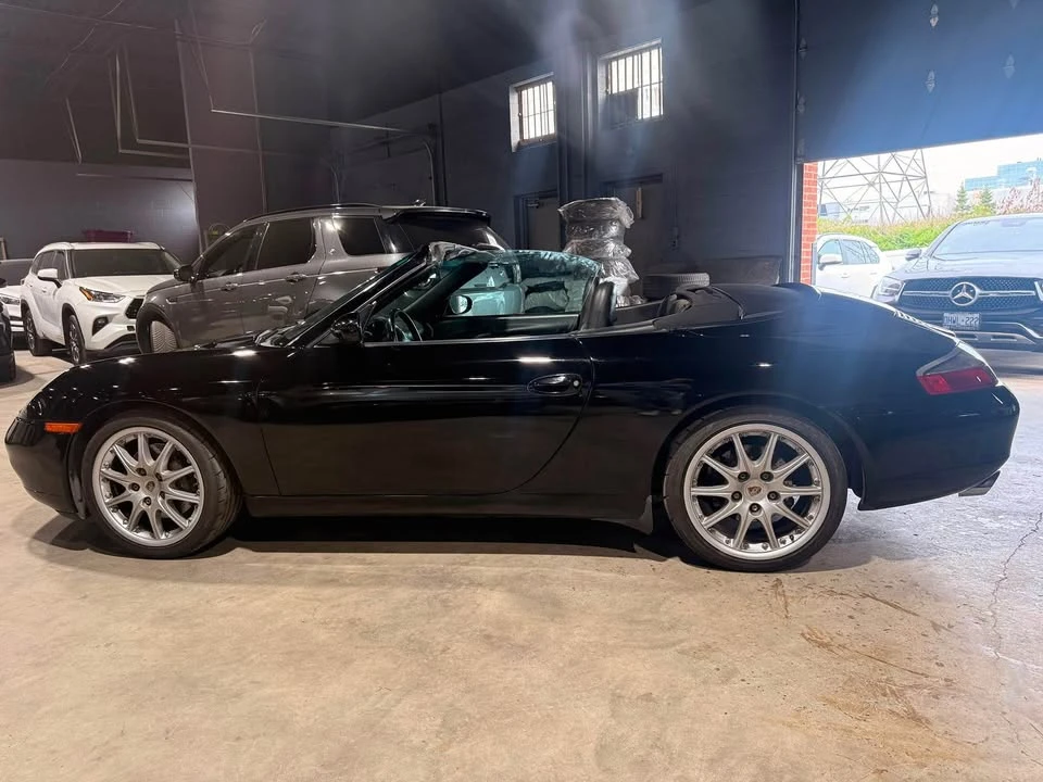 2001 Porsche 996 Carrera - Image 12 of 17