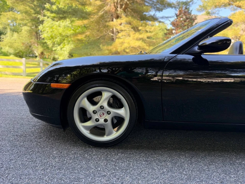 2001 Porsche 996 Carrera - Image 5 of 31