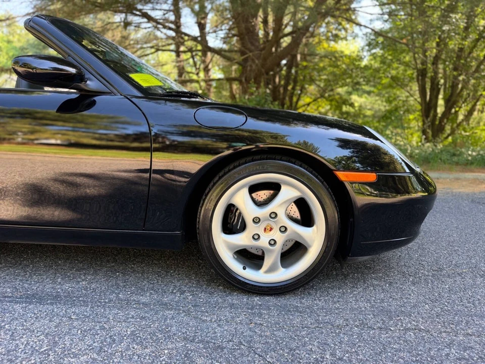 2001 Porsche 996 Carrera - Image 11 of 31