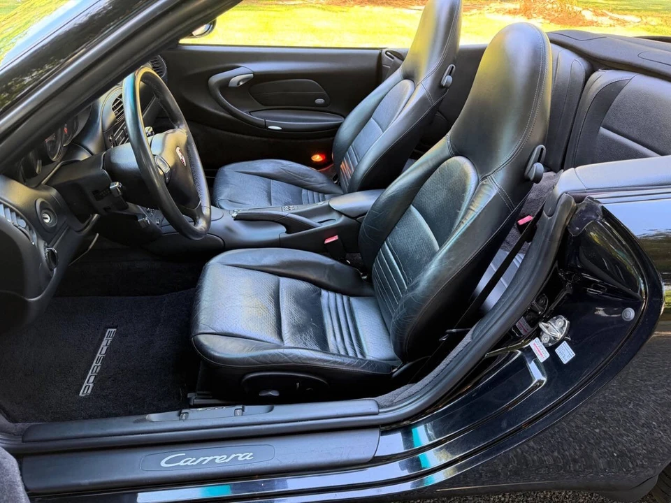 2001 Porsche 996 Carrera - Image 29 of 31