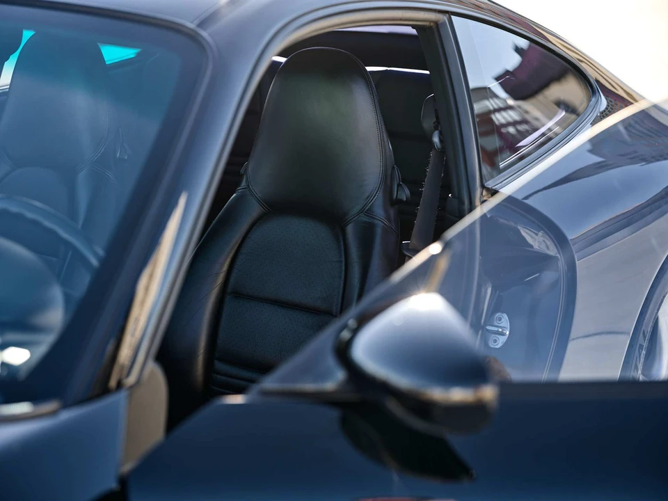 2001 Porsche 996 Carrera - Image 20 of 31