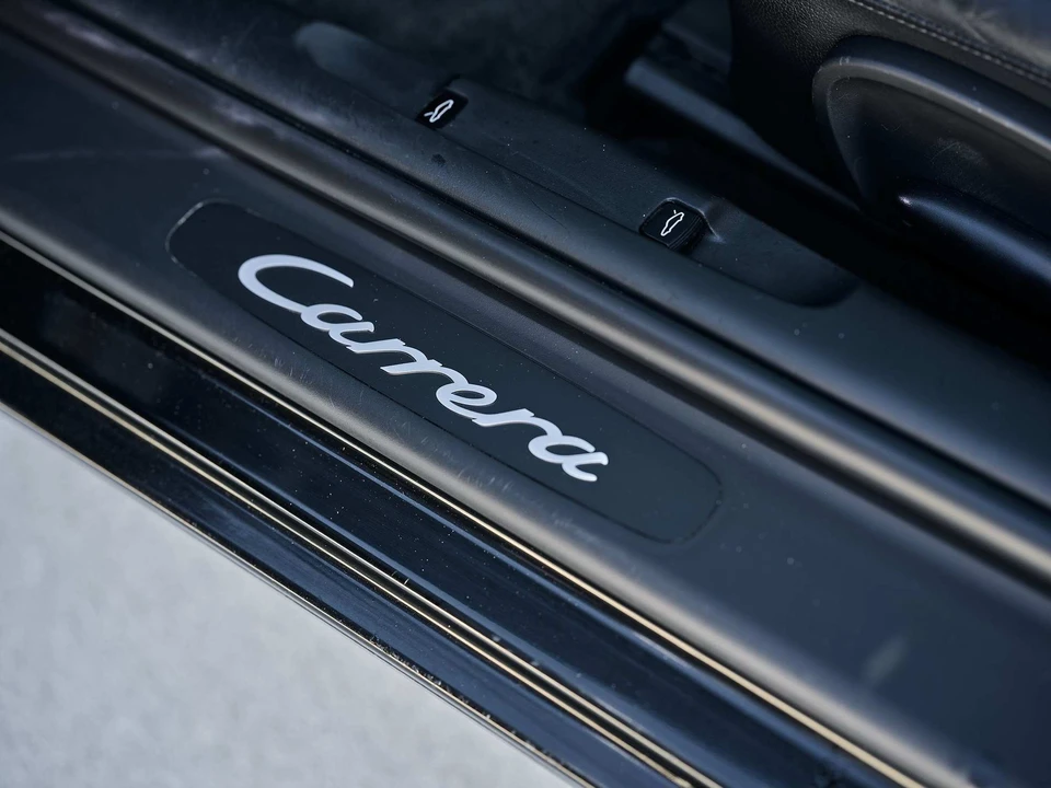 2001 Porsche 996 Carrera - Image 21 of 31