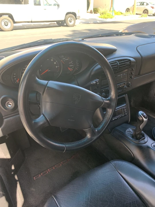 2001 Porsche 996 Carrera - Image 18 of 31