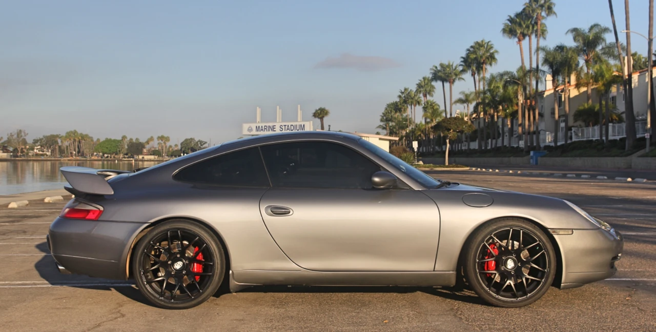 2001 Porsche 996 Carrera - Image 16 of 31