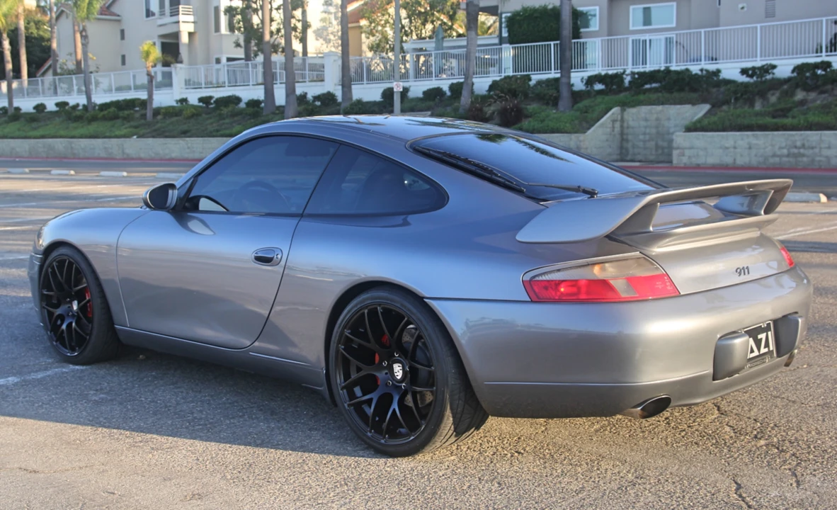 2001 Porsche 996 Carrera - Image 10 of 31