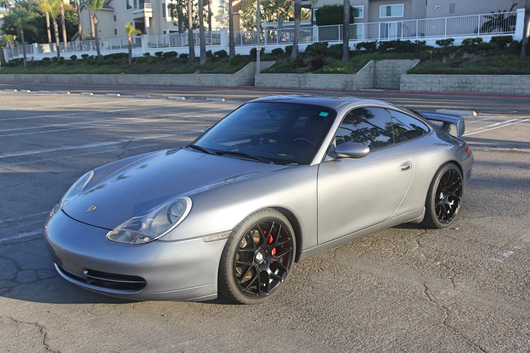 2001 Porsche 996 Carrera - Image 2 of 31