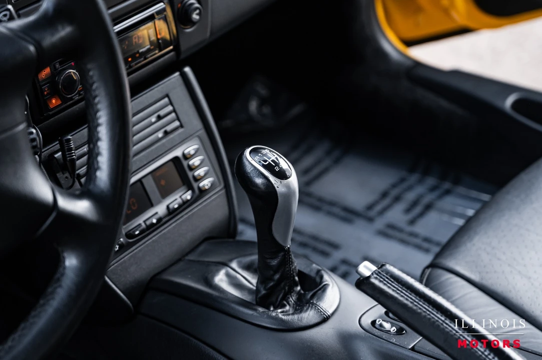 2001 Porsche 996 Carrera 4 - Image 20 of 21