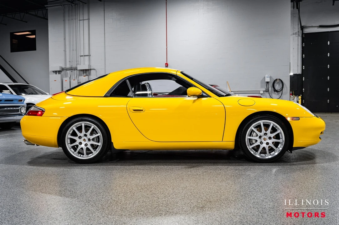 2001 Porsche 996 Carrera 4 - Image 6 of 21