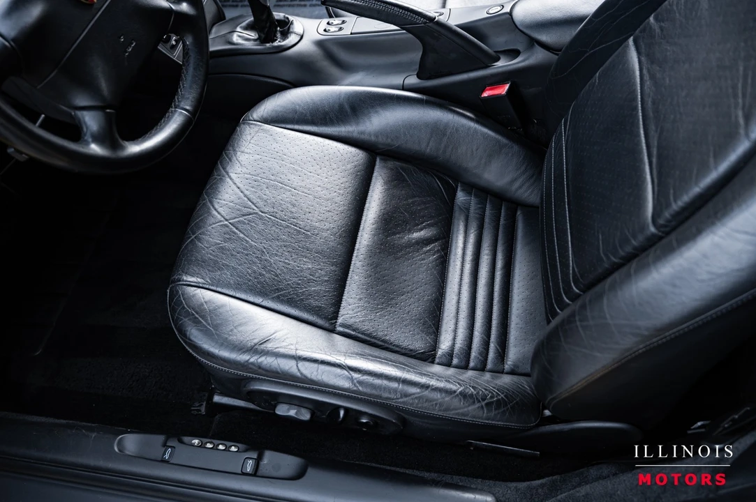 2001 Porsche 996 Carrera 4 - Image 18 of 21