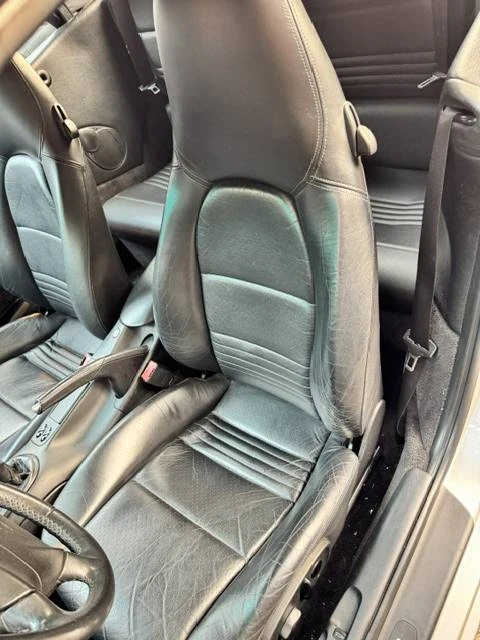 2001 Porsche 996 Carrera 4 - Image 21 of 22