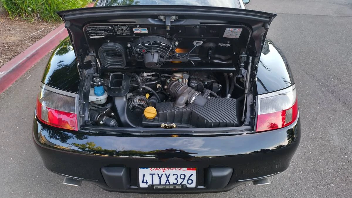 2001 Porsche 996 Carrera 4 - Image 8 of 24