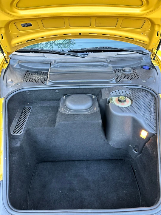 2001 Porsche 996 Carrera 4 - Image 15 of 20