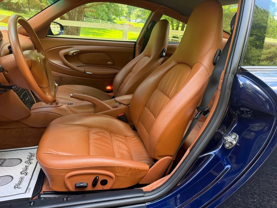 2001 Porsche 996 Carrera 4 - Image 26 of 31