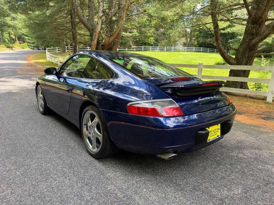 2001 Porsche 996 Carrera 4 - Image 19 of 31