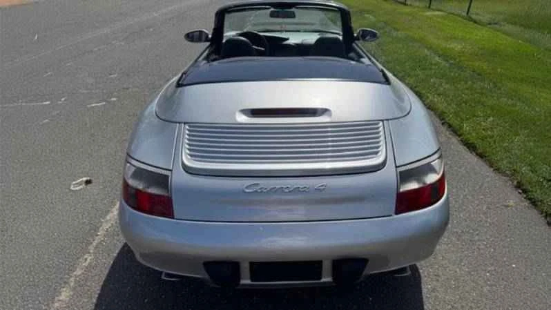 2001 Porsche 996 Carrera 4 - Image 8 of 10