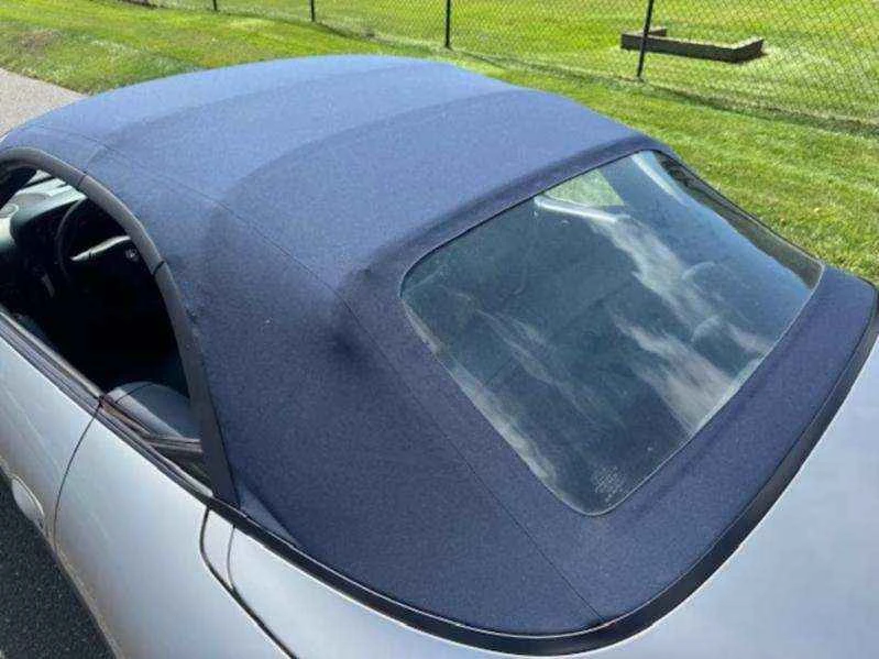 2001 Porsche 996 Carrera 4 - Image 9 of 10