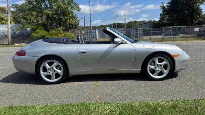 2001 Porsche 996 Carrera 4 - Image 4 of 10