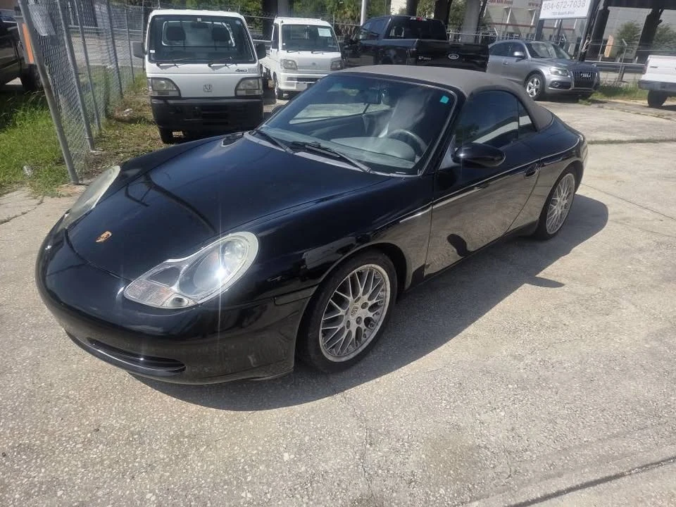 2001 Porsche 996 Carrera 4 - Image 2 of 18