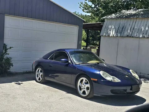 2001 Porsche 911 Carrera 4 Cabriolet