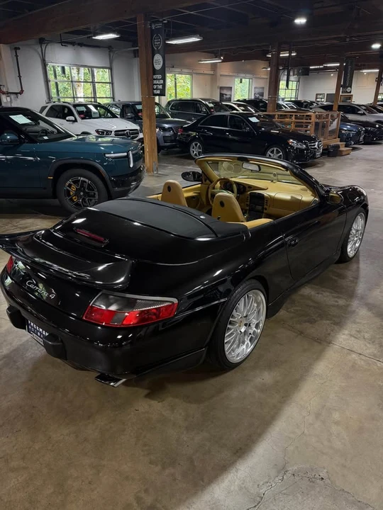2001 Porsche 996 Carrera 4 - Image 2 of 10