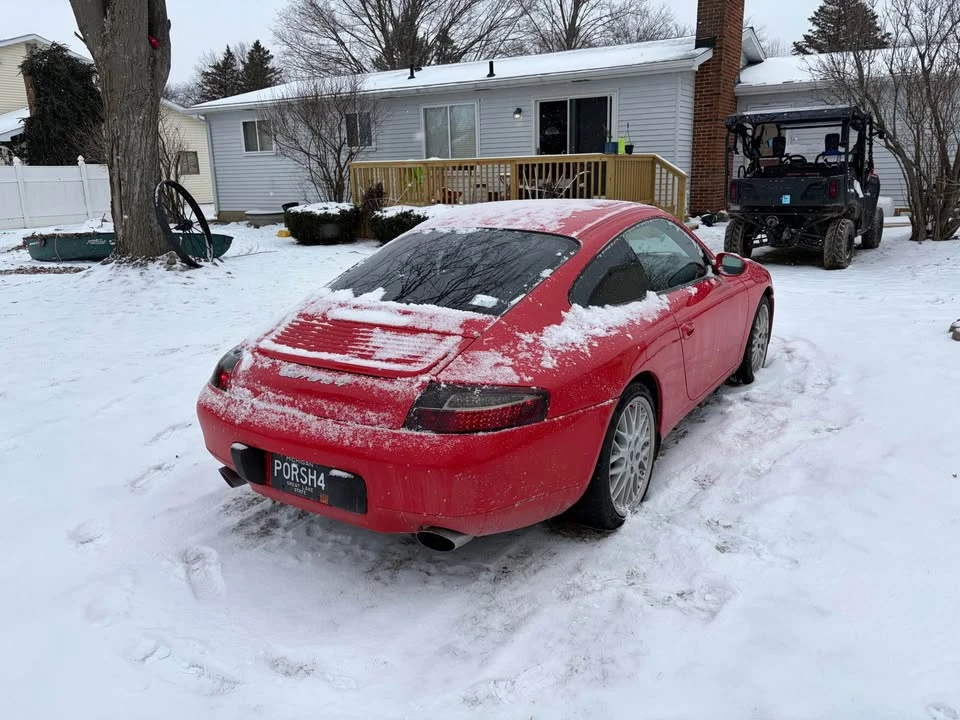 2001 Porsche 996 Carrera 4 - Image 6 of 12
