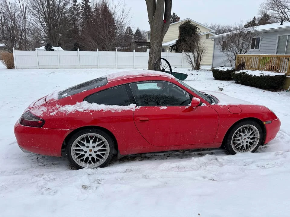 2001 Porsche 996 Carrera 4 - Image 5 of 12