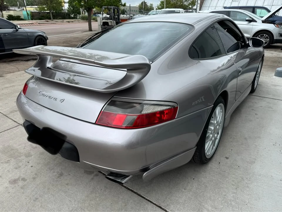 2001 Porsche 996 Carrera 4 - Image 3 of 12