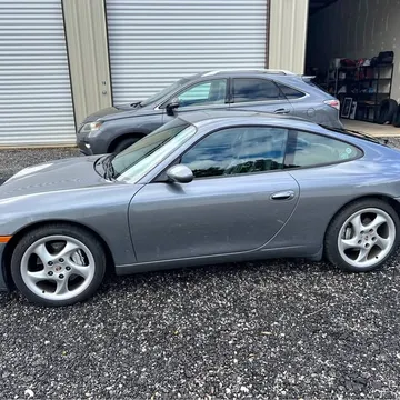 2001 Porsche 911 Carrera 4