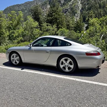 2001 Porsche 911 Carrera 4 AWD Coupe