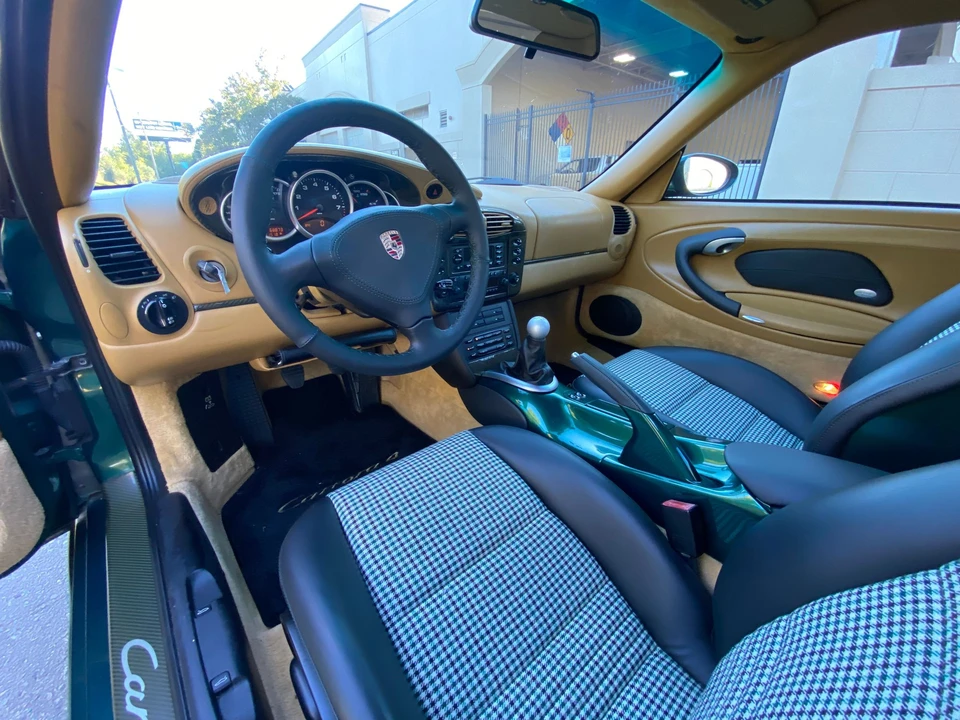 2001 Porsche 996 Carrera 4 - Image 18 of 28