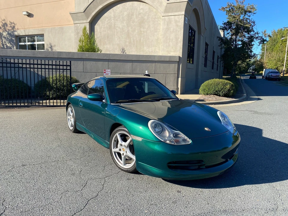 2001 Porsche 996 Carrera 4 - Image 8 of 28