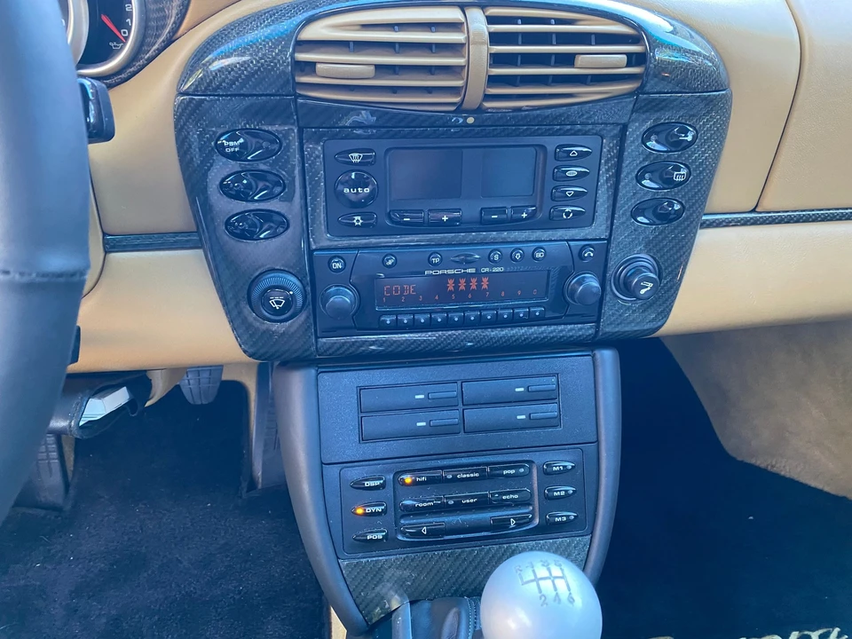 2001 Porsche 996 Carrera 4 - Image 23 of 28