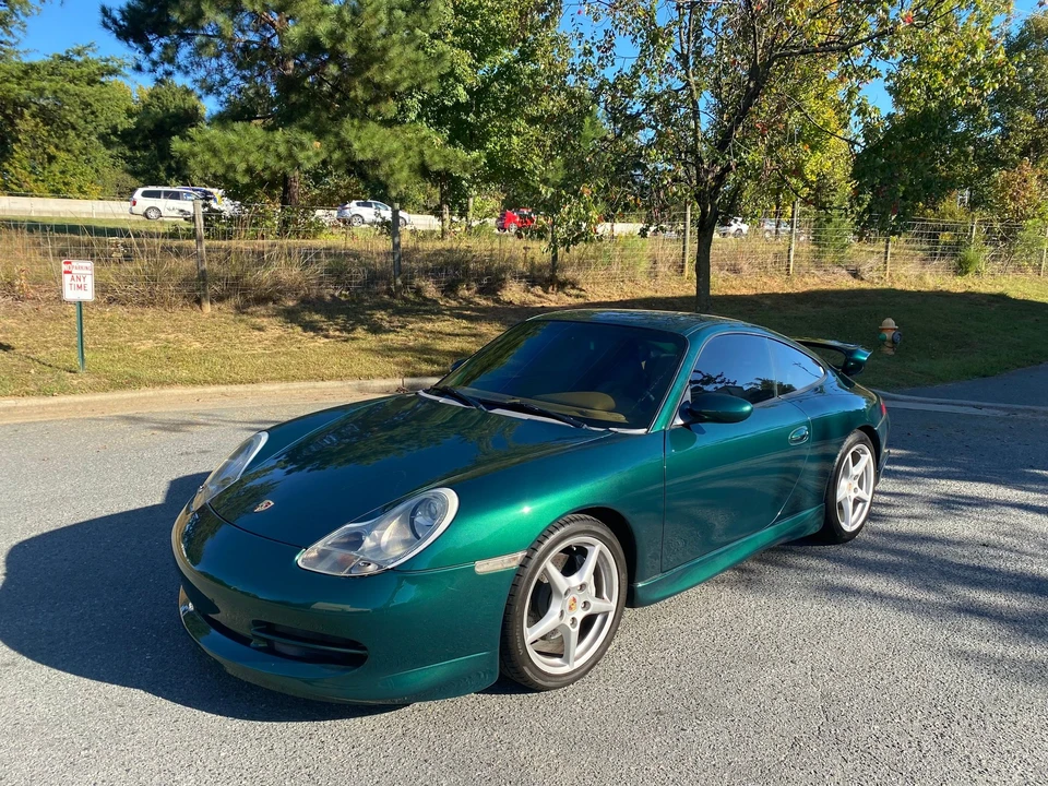 2001 Porsche 996 Carrera 4 - Image 12 of 28