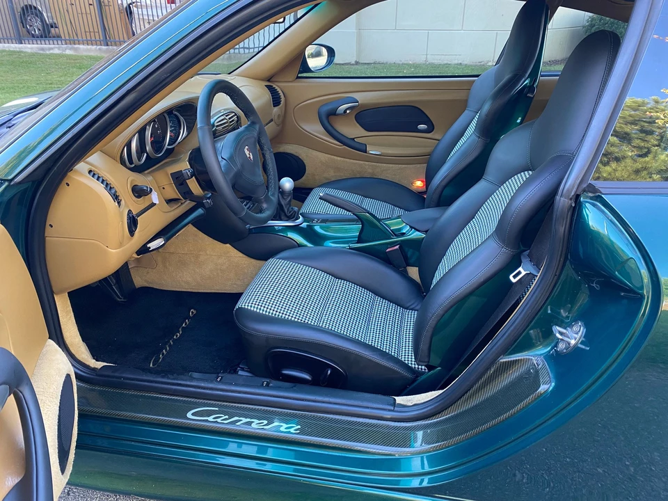 2001 Porsche 996 Carrera 4 - Image 16 of 28