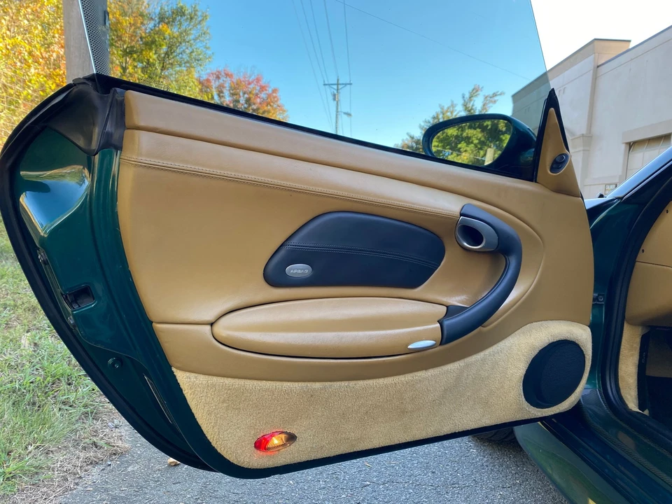 2001 Porsche 996 Carrera 4 - Image 24 of 28