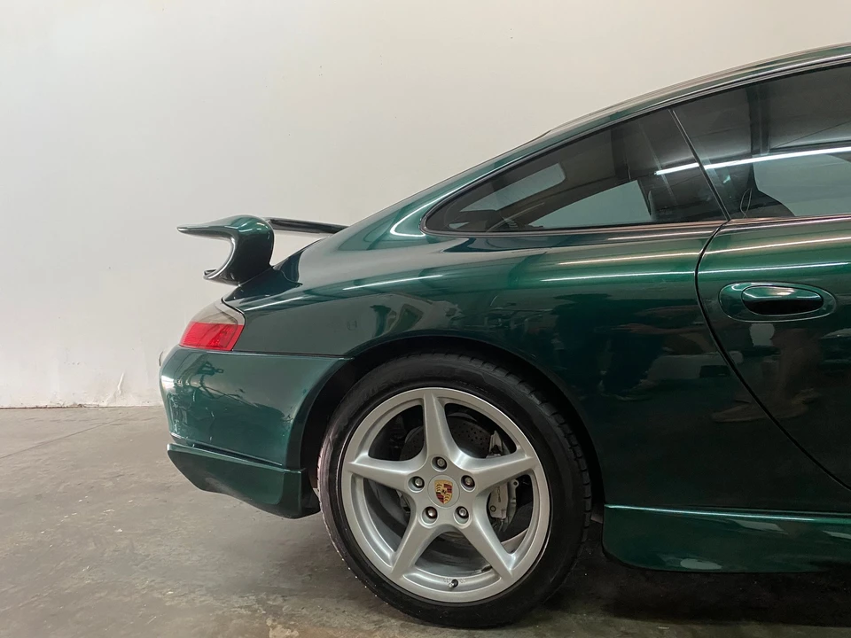 2001 Porsche 996 Carrera 4 - Image 5 of 28