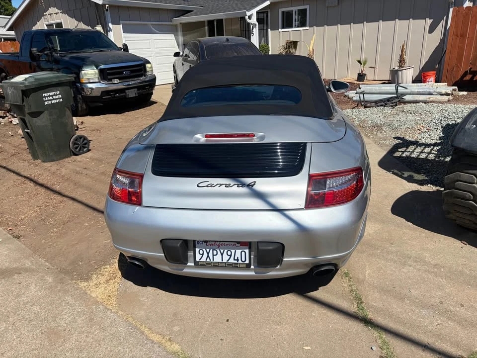 2001 Porsche 996 Carrera 4 - Image 2 of 3