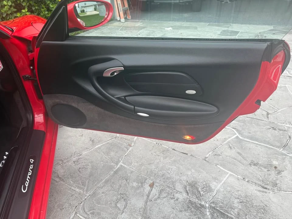 2001 Porsche 911 - Image 13 of 19