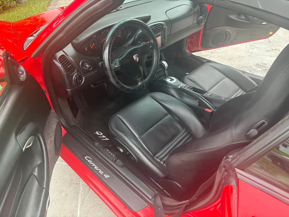 2001 Porsche 911 - Image 11 of 19