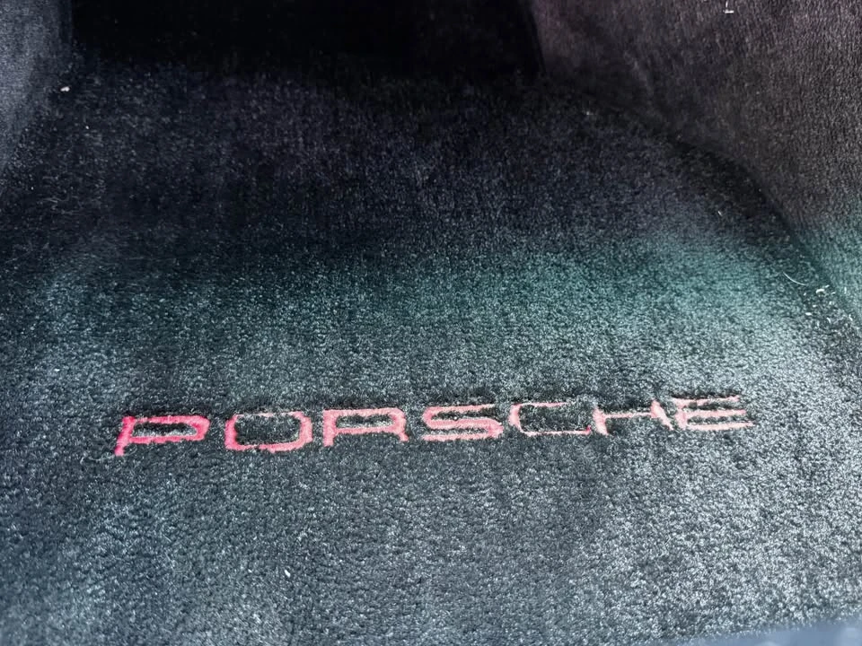 2001 Porsche 996 Carrera 4 - Image 17 of 19