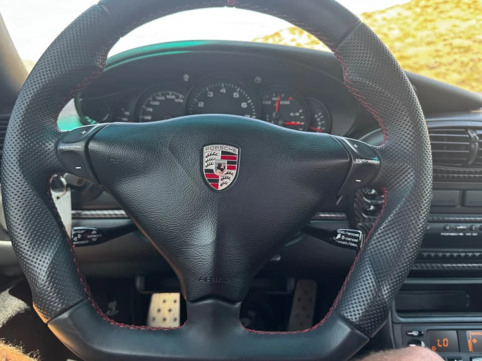 2001 Porsche 996 Carrera 4 - Image 14 of 19