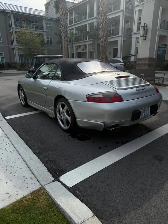 2001 Porsche 996 Carrera 4 - Image 7 of 15