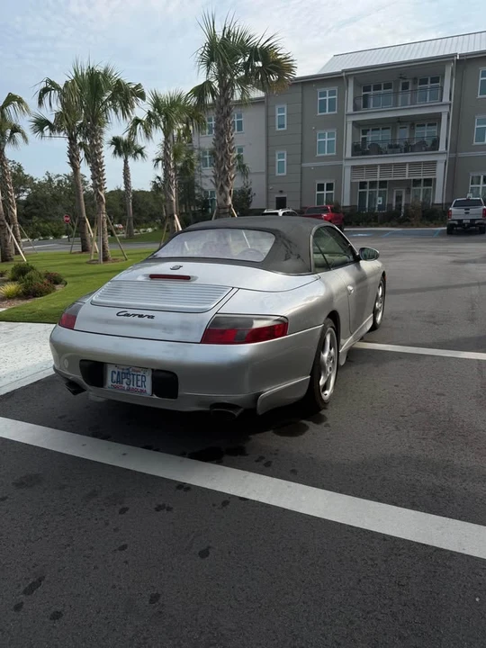 2001 Porsche 996 Carrera 4 - Image 9 of 15