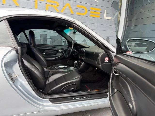 2001 Porsche 996 Carrera 4 - Image 10 of 19