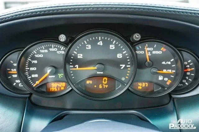 2001 Porsche 996 Carrera 4 - Image 17 of 21