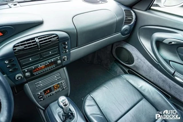 2001 Porsche 996 Carrera 4 - Image 18 of 21