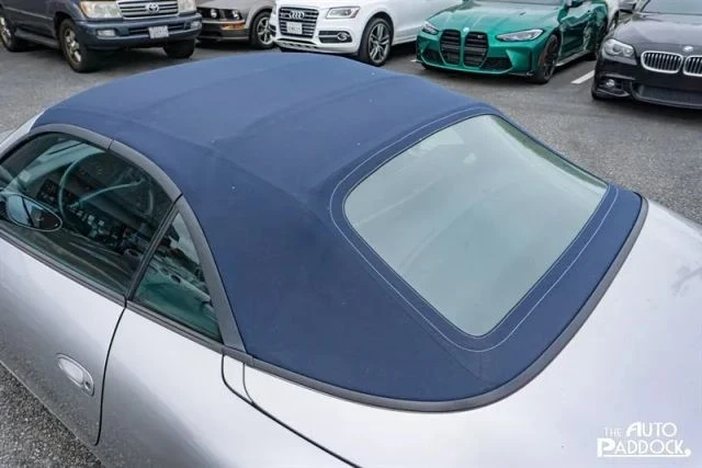 2001 Porsche 996 Carrera 4 - Image 9 of 21