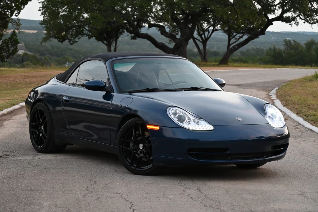 2001 Porsche 996 Carrera - Image 21 of 31